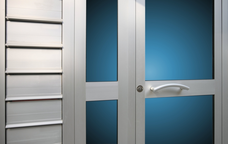 Upgrading Your Entrance Door with a Custom Aluminium Door: A How-to Guide