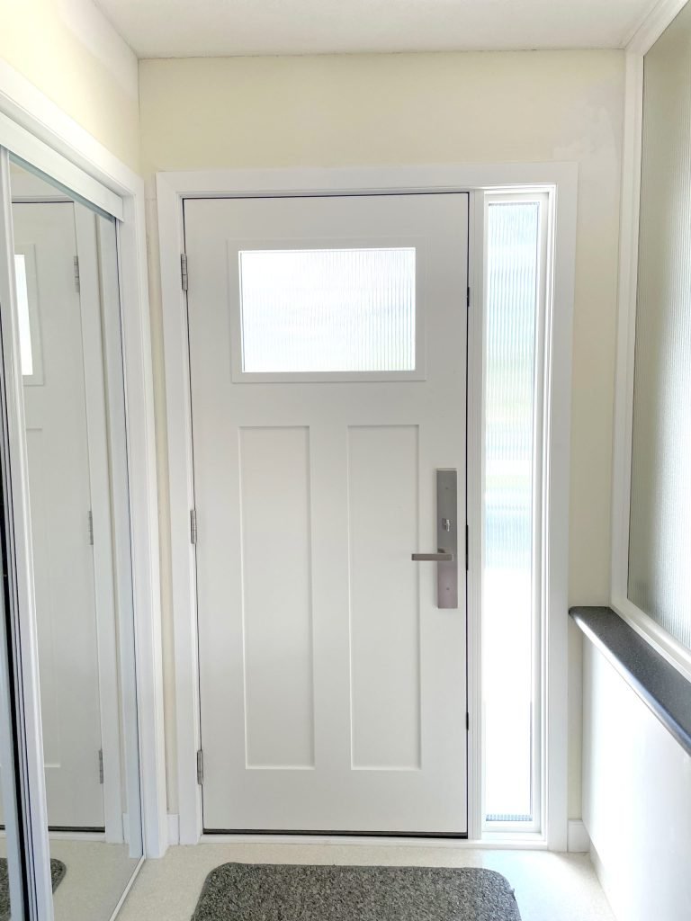 43 Browning White shaker craftsman door with reed glass scaled 1